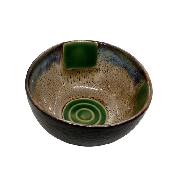 Ceramic Rice Bowl with Textured Black Exterior & Green/Beige Interior Vintage - Picture 1 of 5